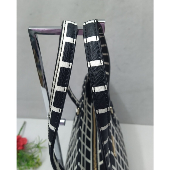 Kate Spade Dally Laurel Way Black White Double Handle Zipper Tote Bag - Picture 6 of 16